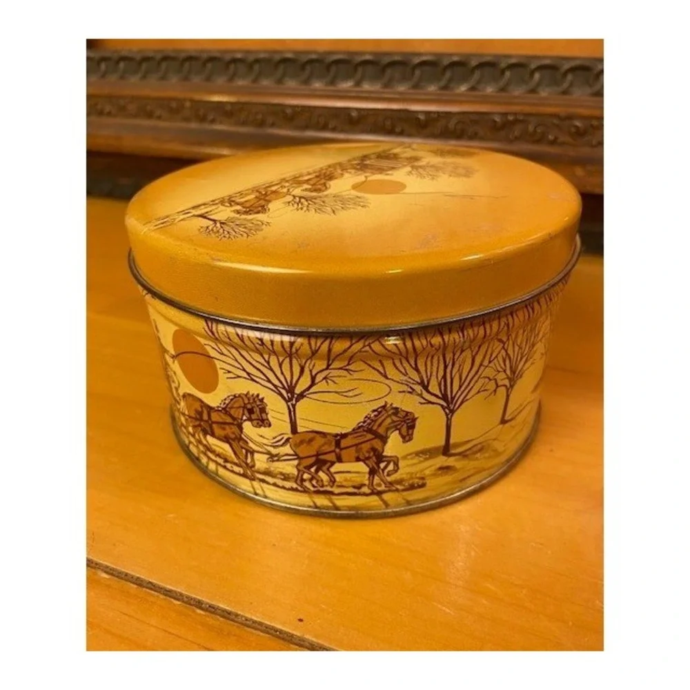 Vintage E Cherry Sons & Co Cashew Butter Crunch Tin Stagecoach Philadelphia